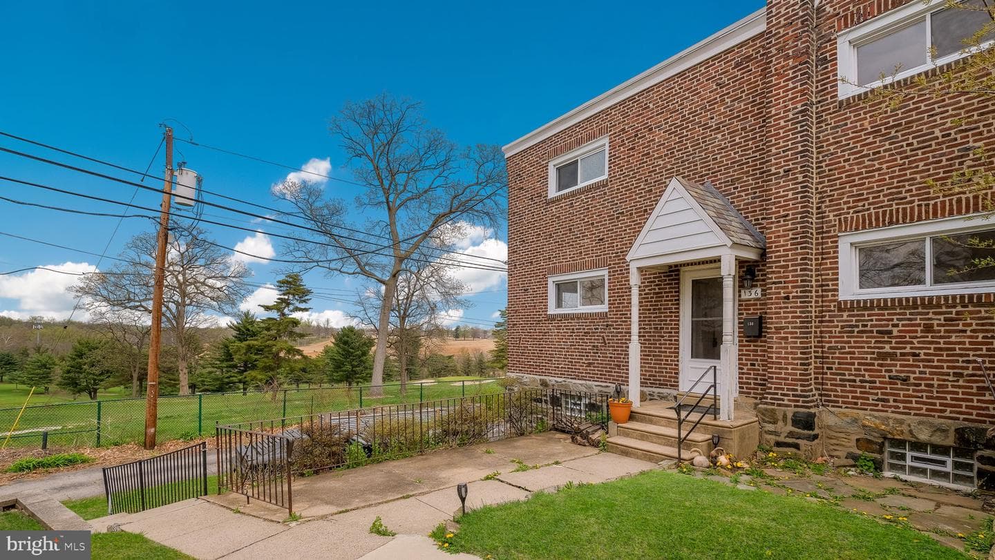 136 Academy Lane photo 3