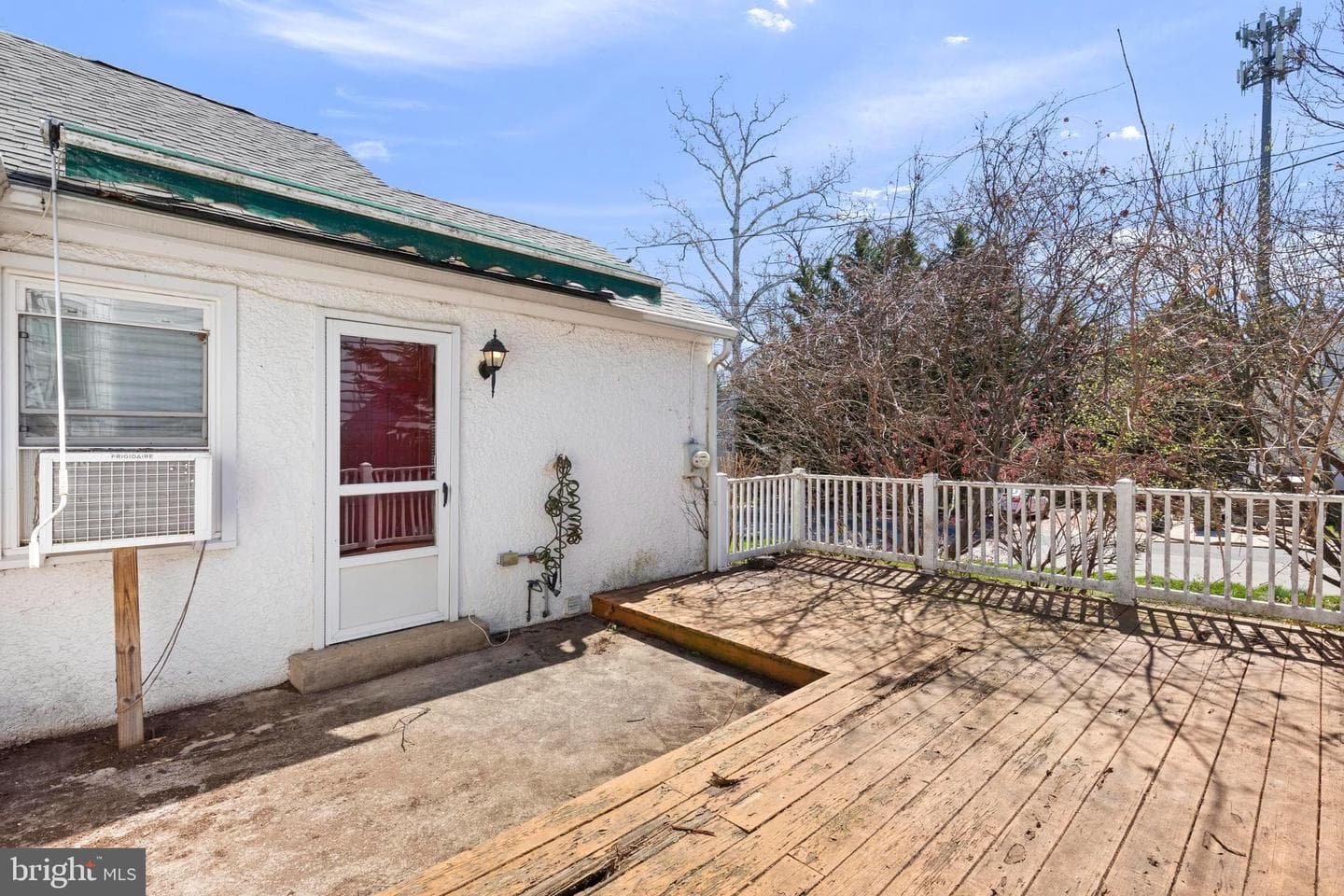 1001 Primos Avenue photo 23