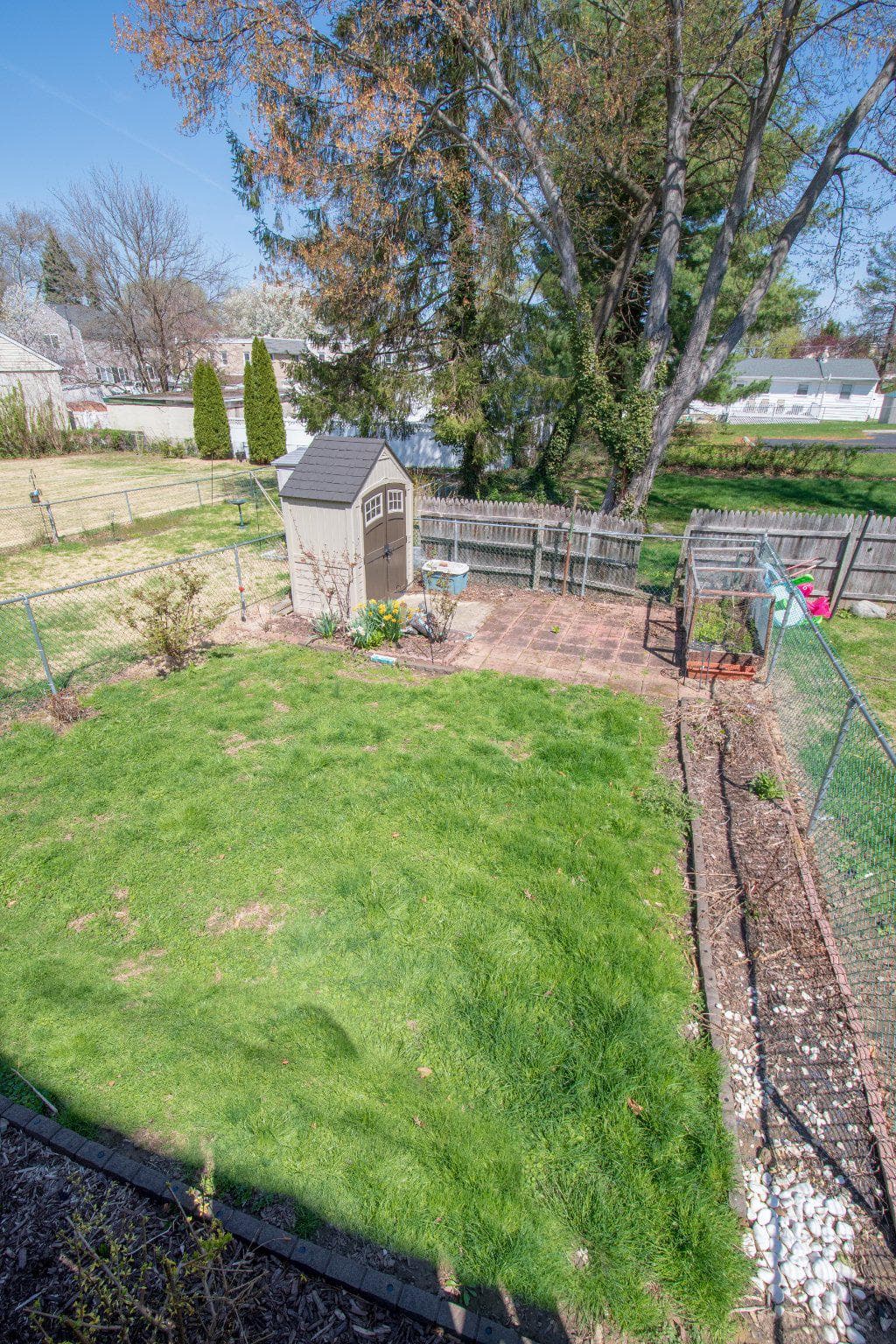 111 W Ridley Avenue photo 16