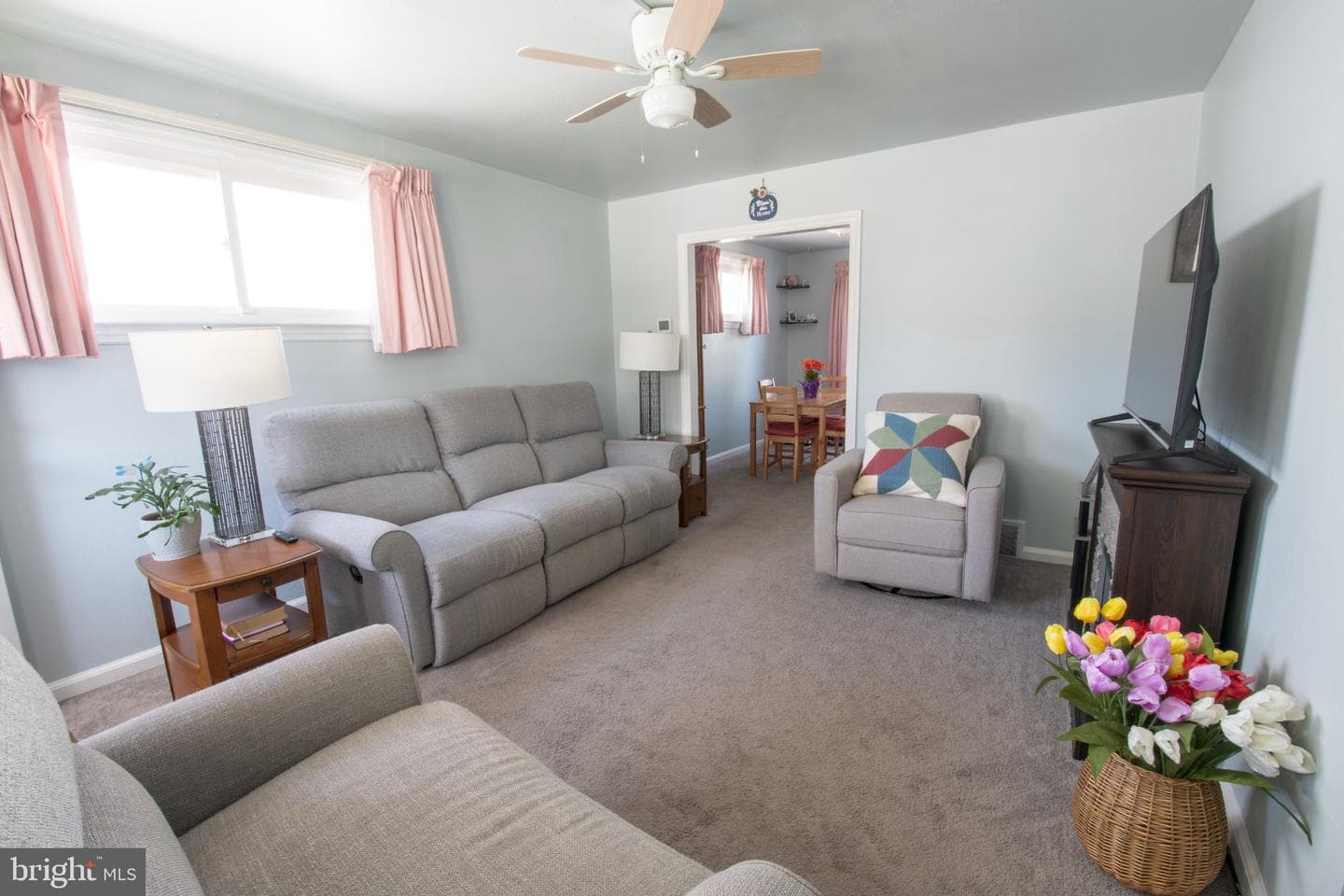 111 W Ridley Avenue photo 4