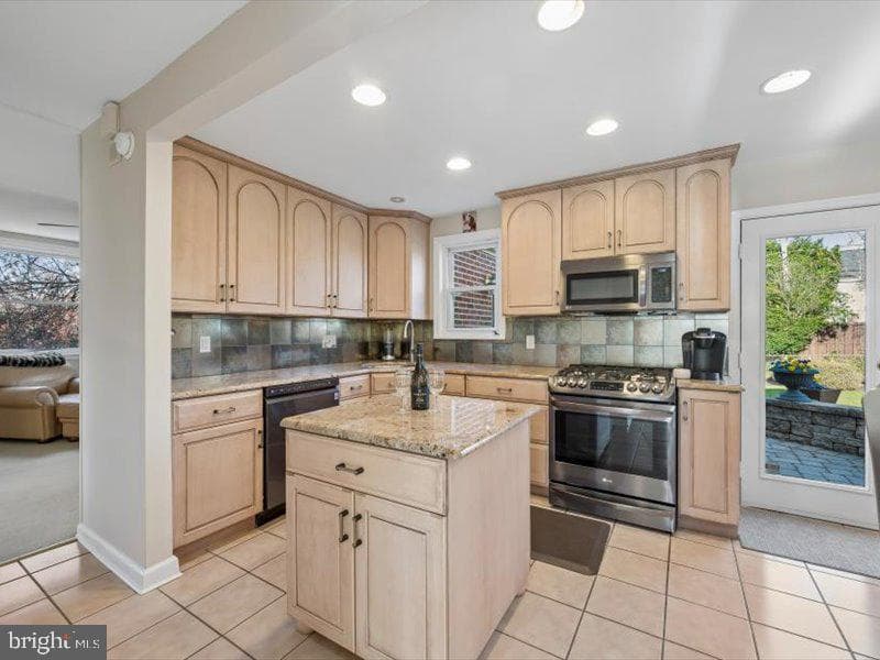1723 Ridgeway Road photo 13