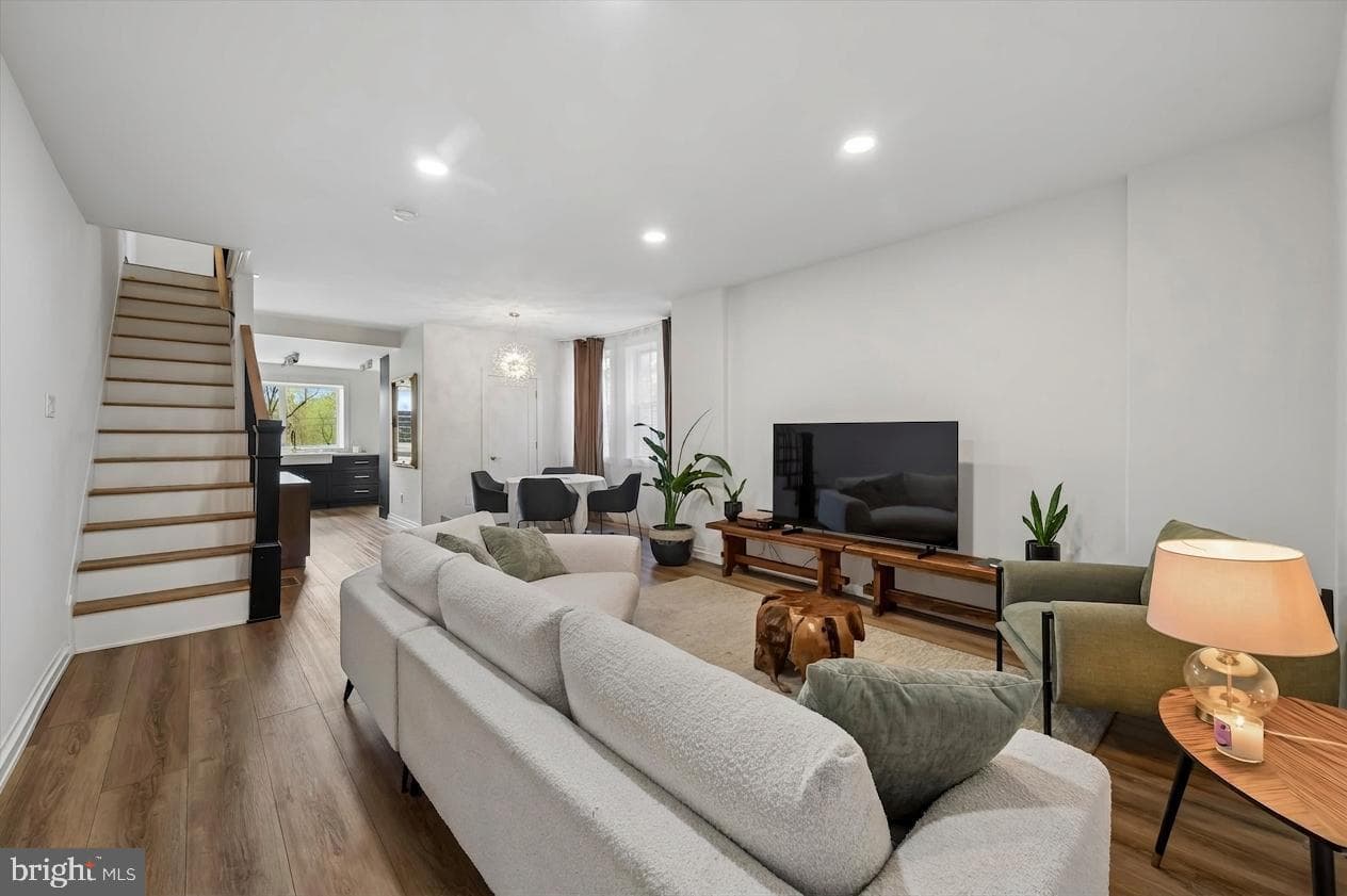 1307 Elmwood Avenue photo 4