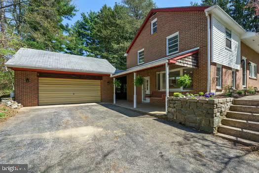 77 Ruby Road photo 4