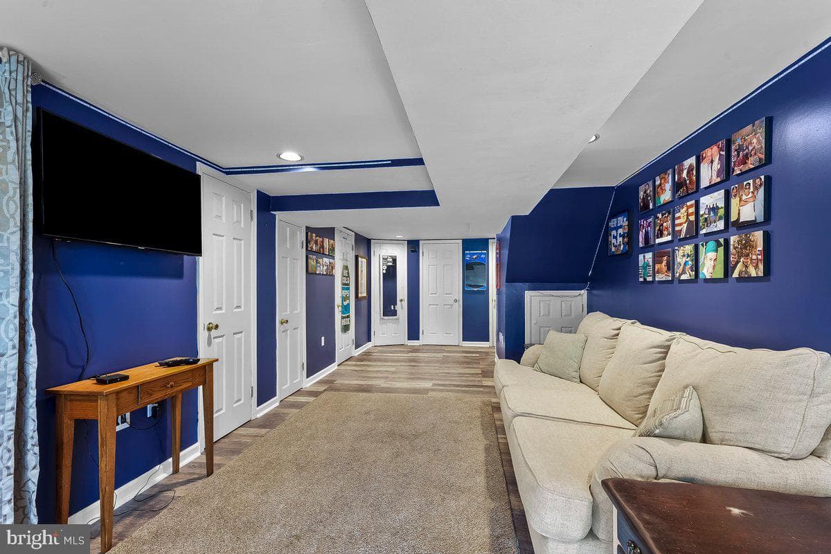 114 Lakeview Drive photo 21