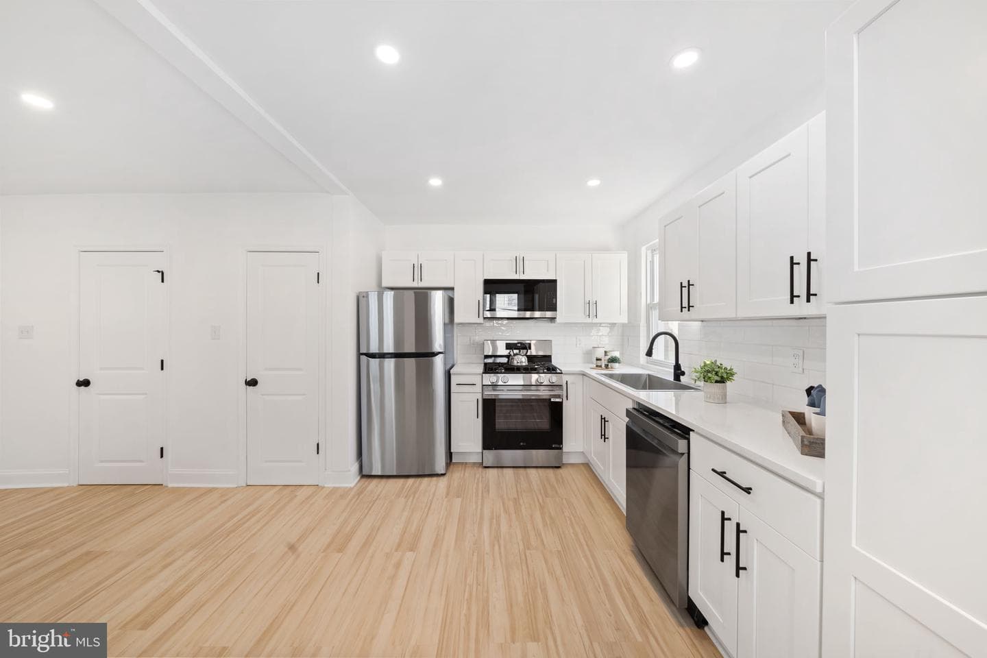 2517 Marshall Road photo 16