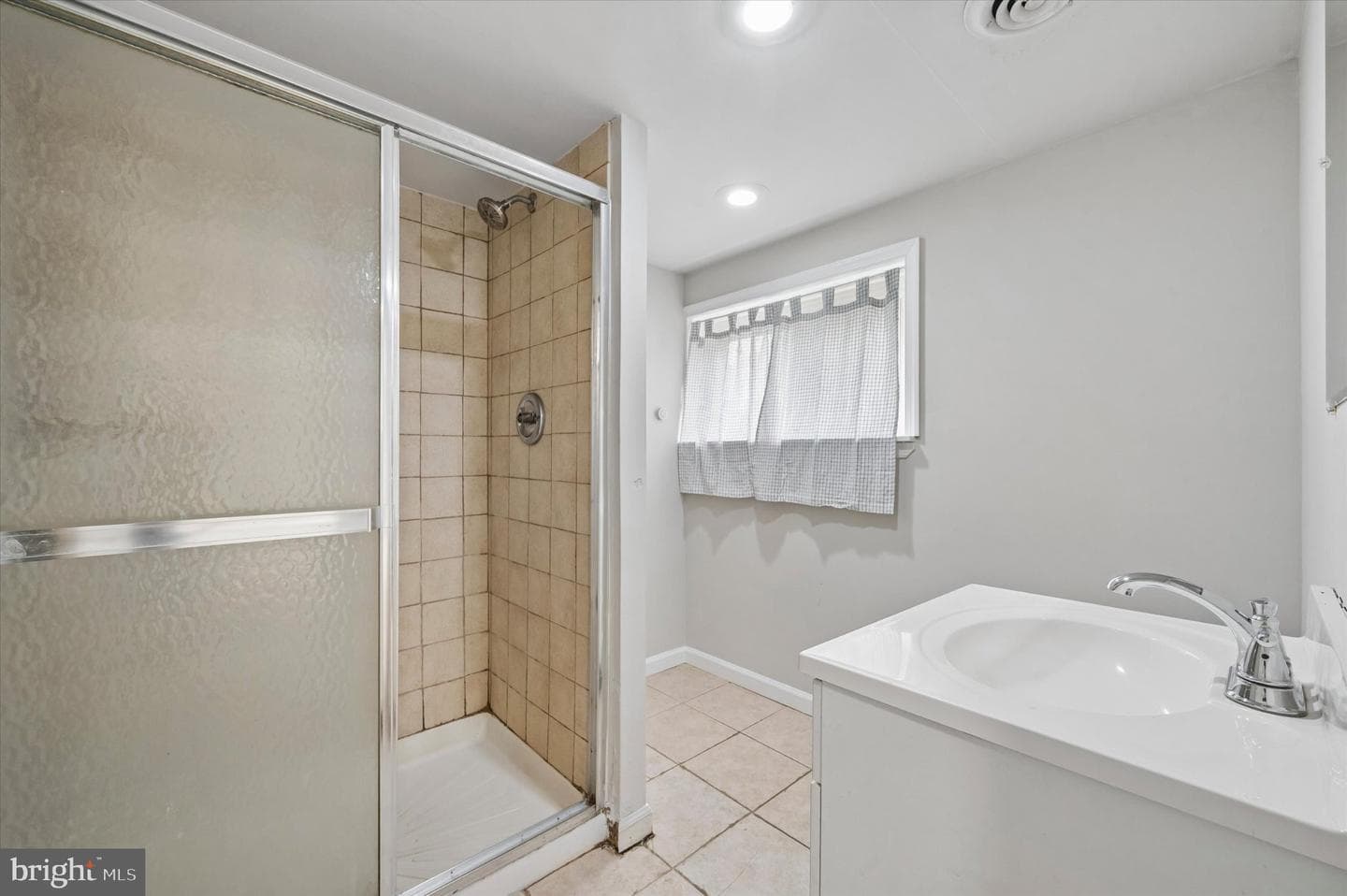 15 Village Drive photo 21