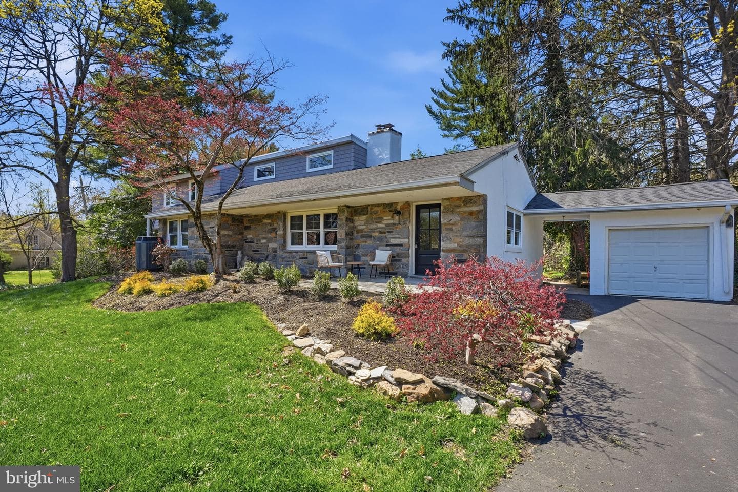 409 S Providence Road photo 1