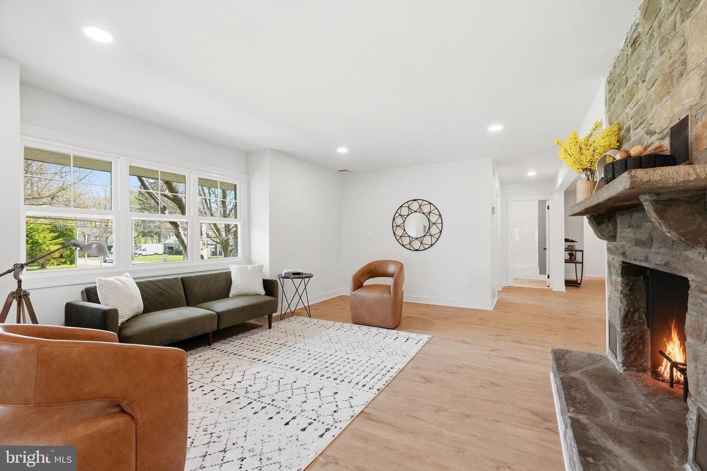 409 S Providence Road photo 21