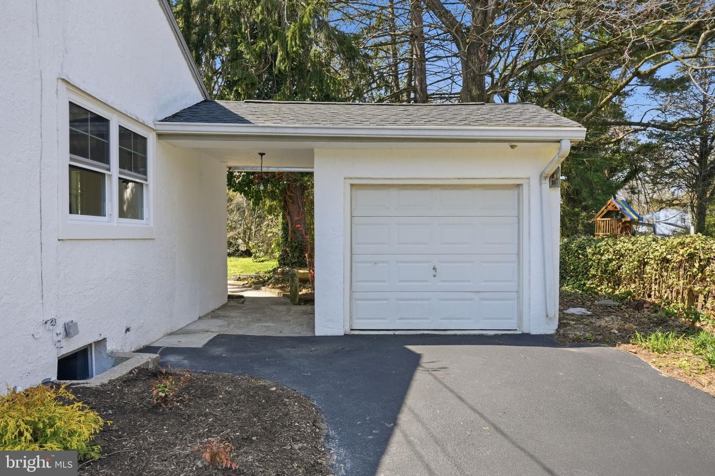 409 S Providence Road photo 3