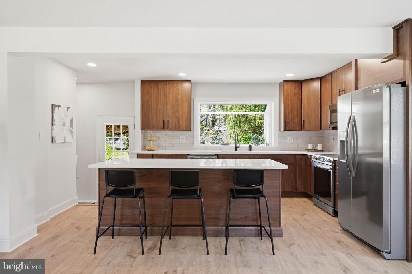 409 S Providence Road photo 32