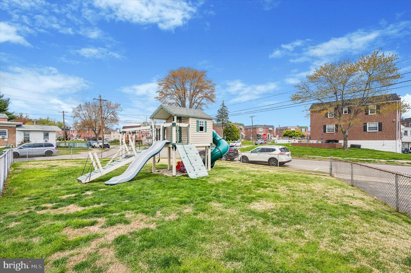 82 Hoffman Road photo 3