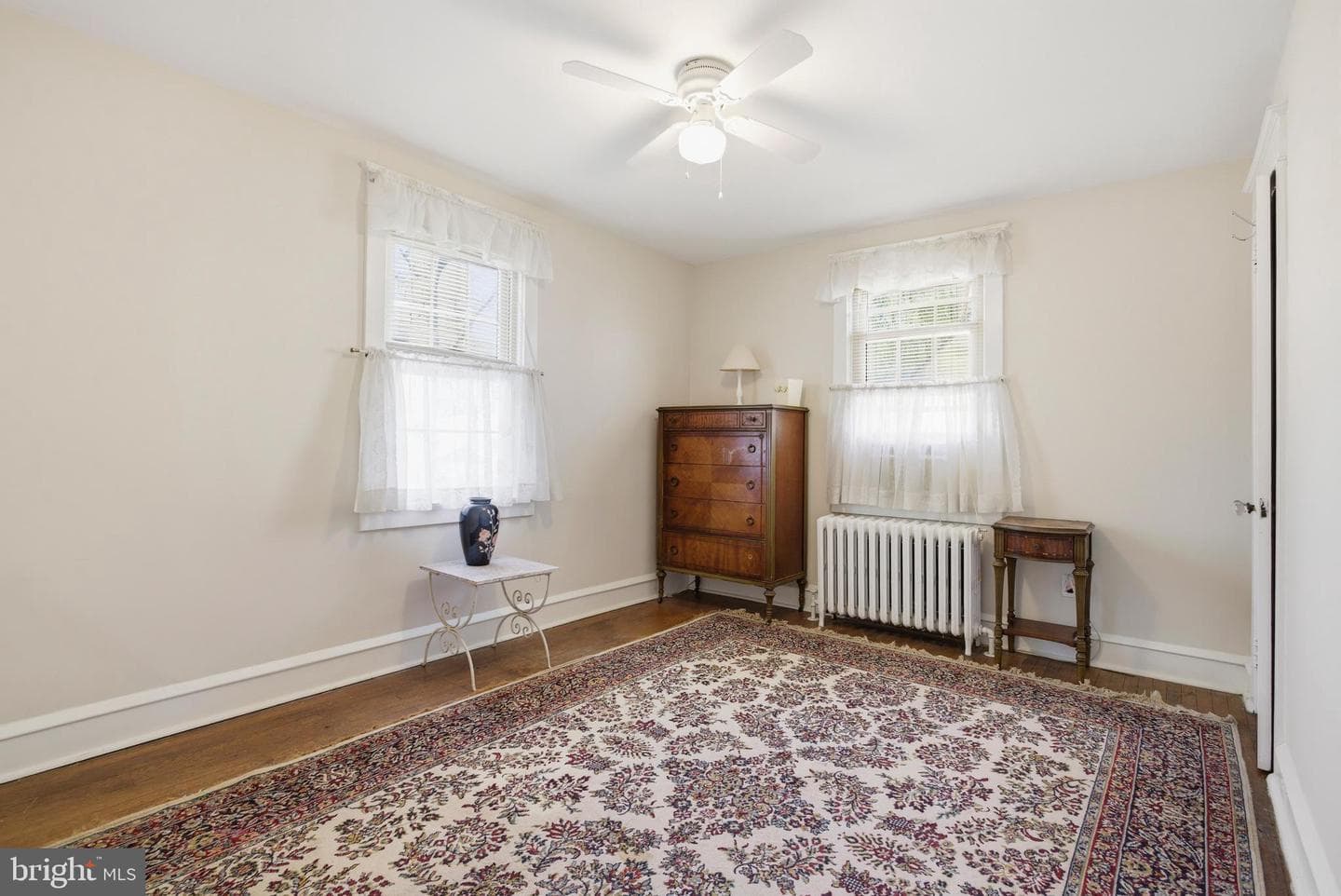 632 Mason Avenue photo 18