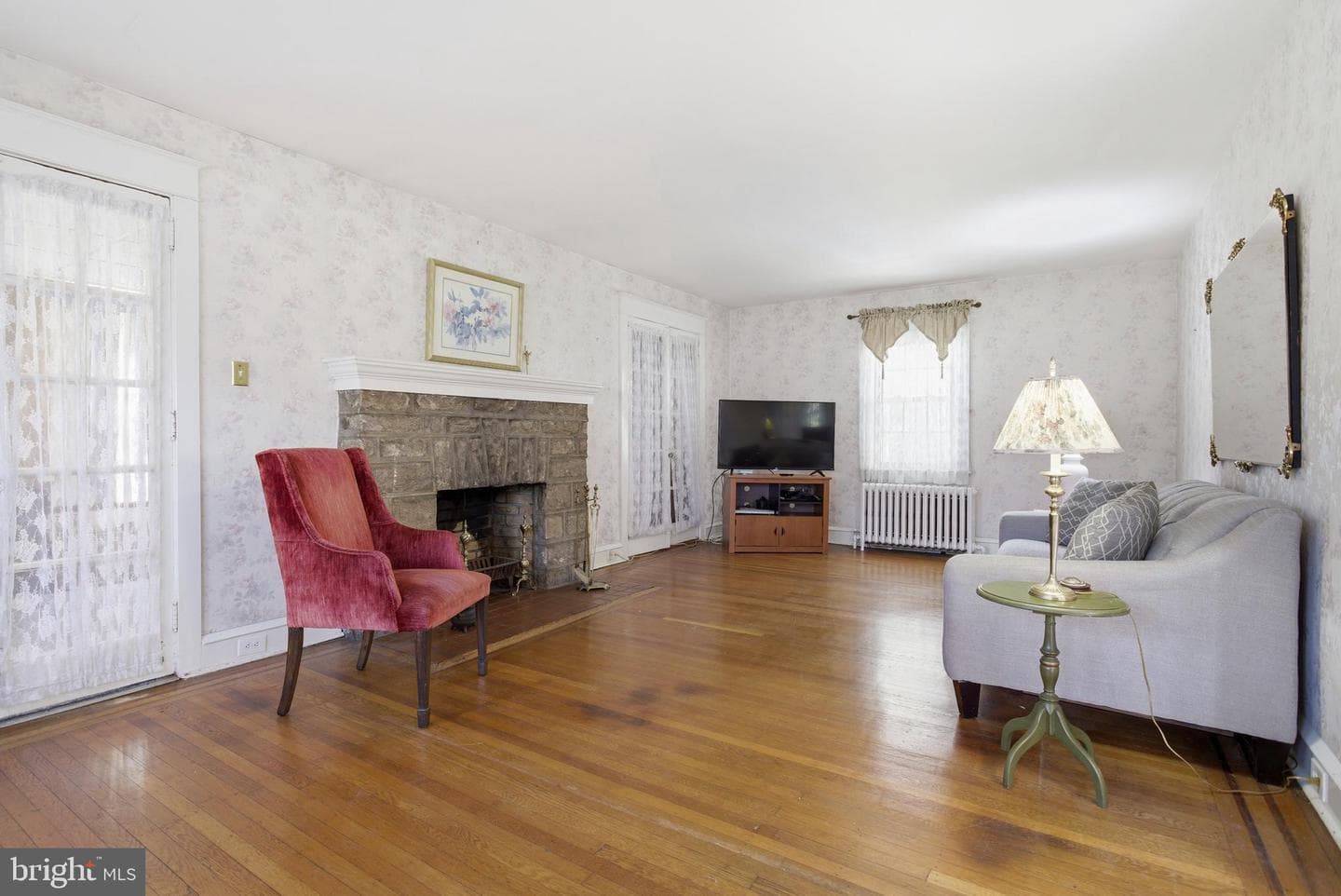 632 Mason Avenue photo 4
