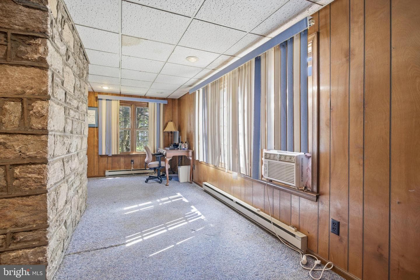 632 Mason Avenue photo 8