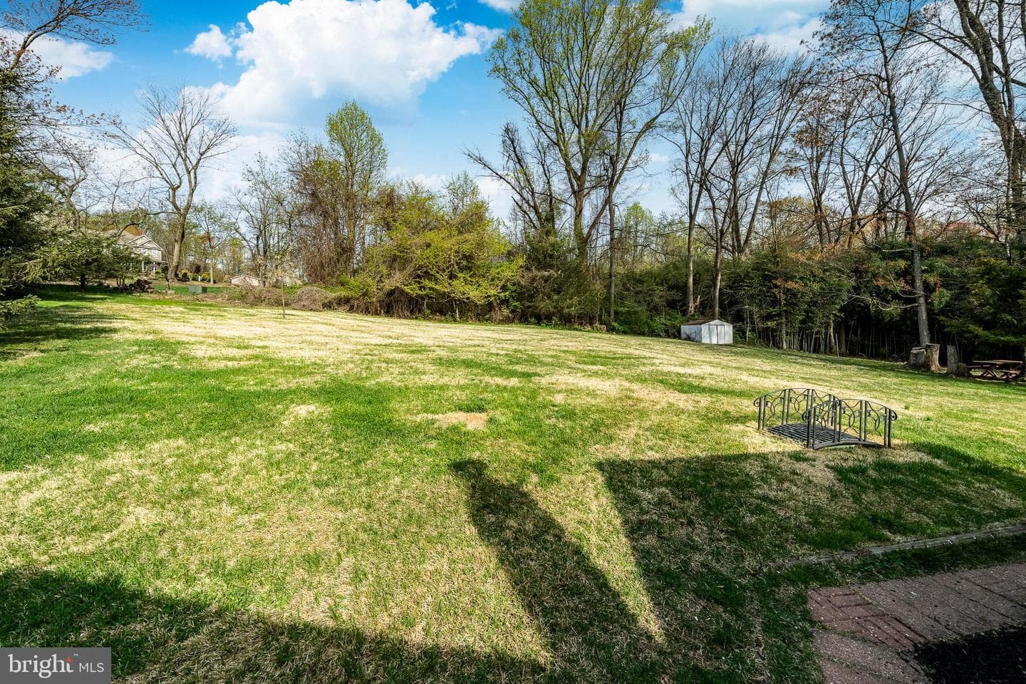3119 Laughead photo 26