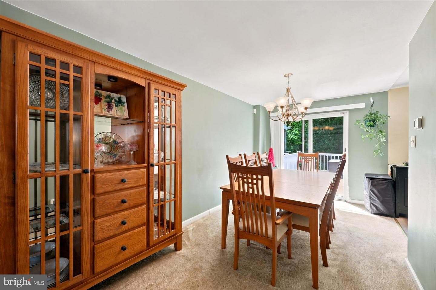 1150 Taylor Drive photo 4