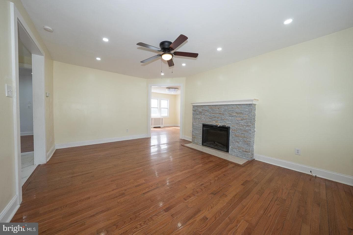 3638 Rosemont Avenue photo 12