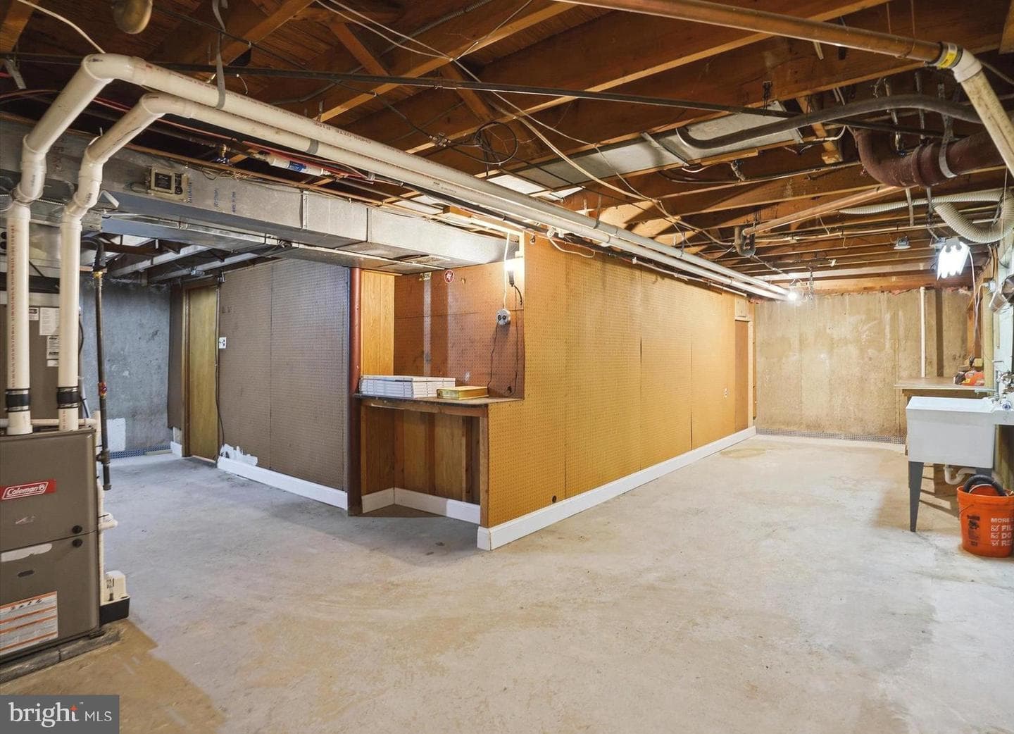544 Lawrence Road photo 19