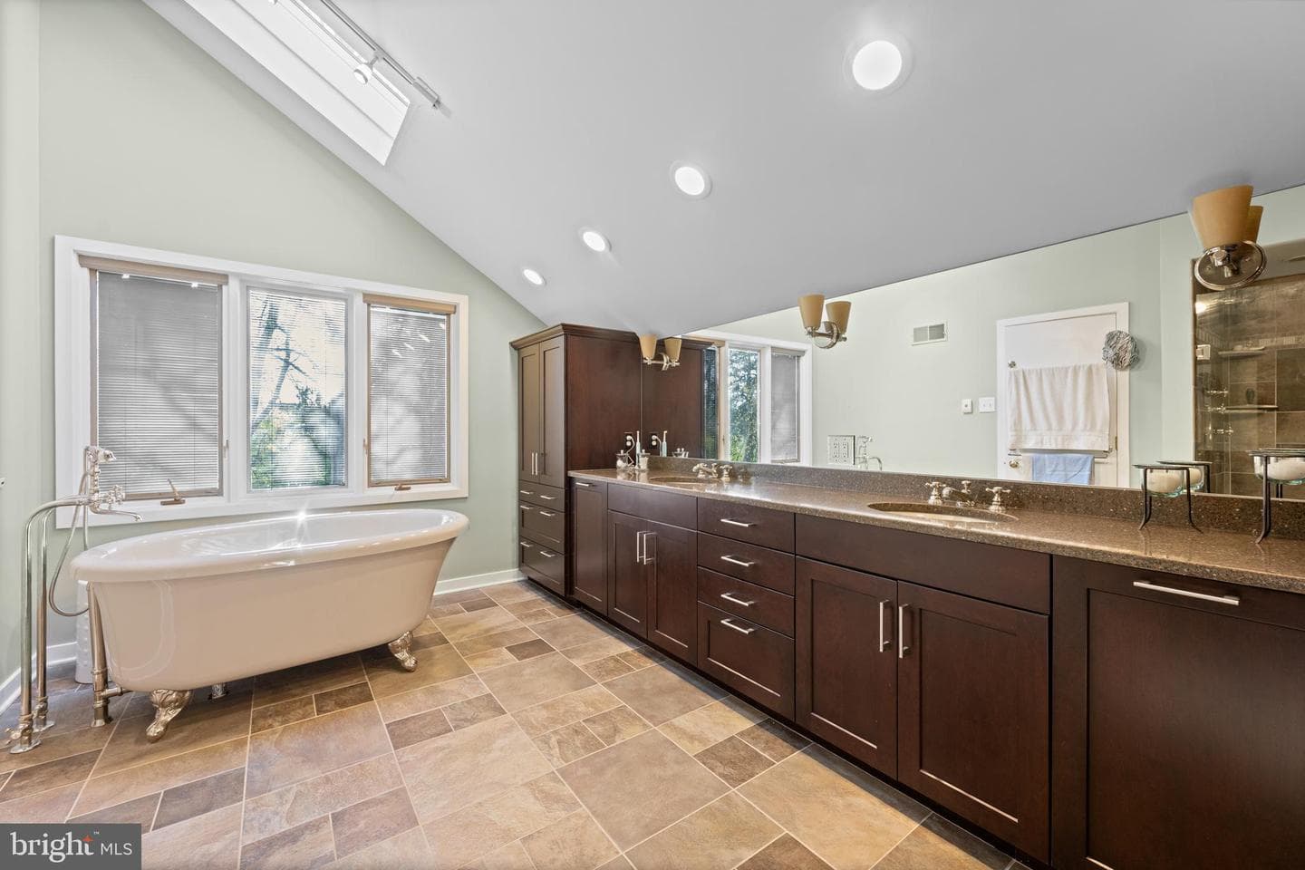 57 Sugar Maple Drive photo 36
