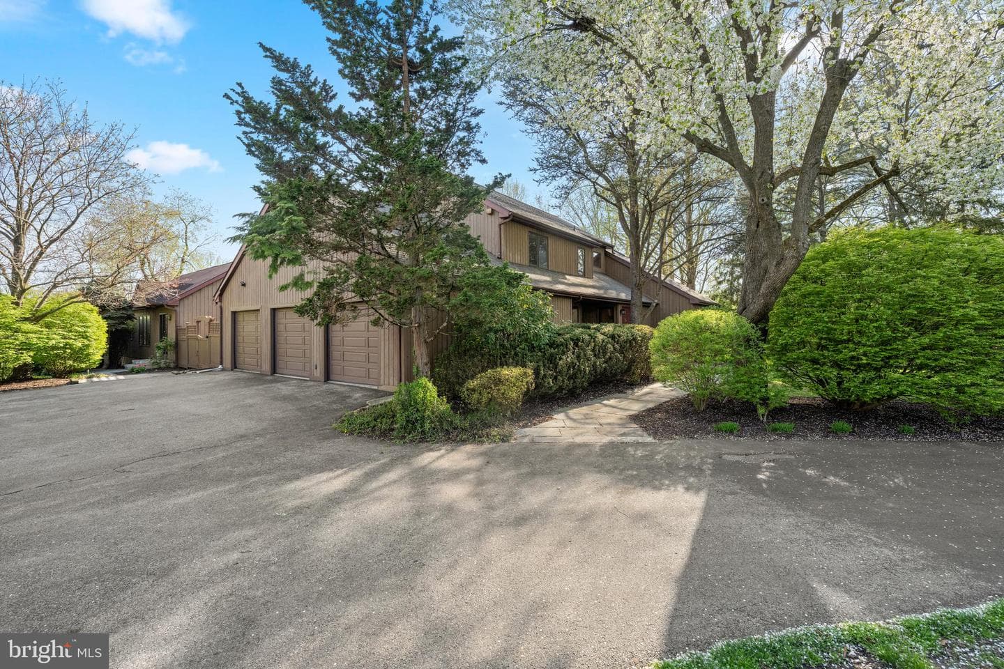 57 Sugar Maple Drive photo 4