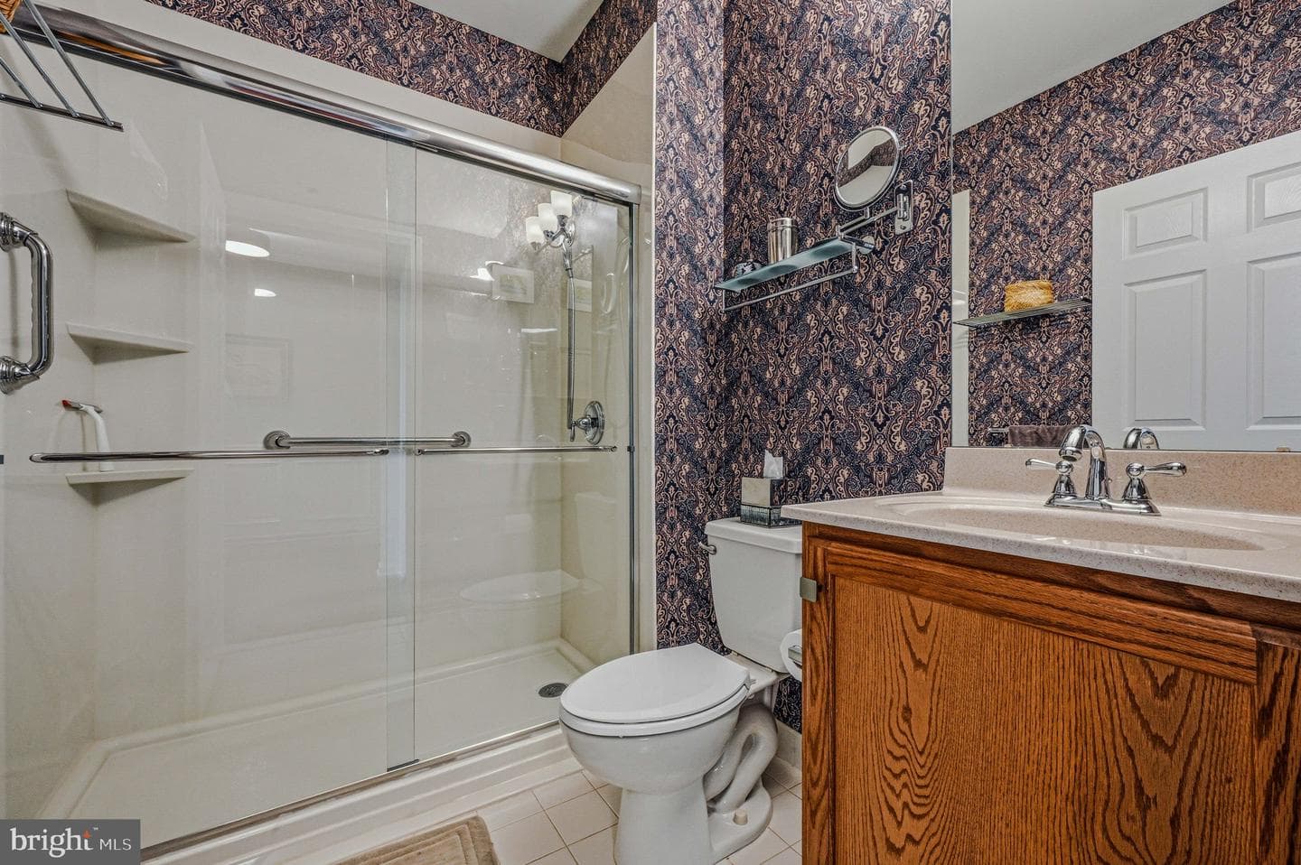 8 Irwin Drive photo 6