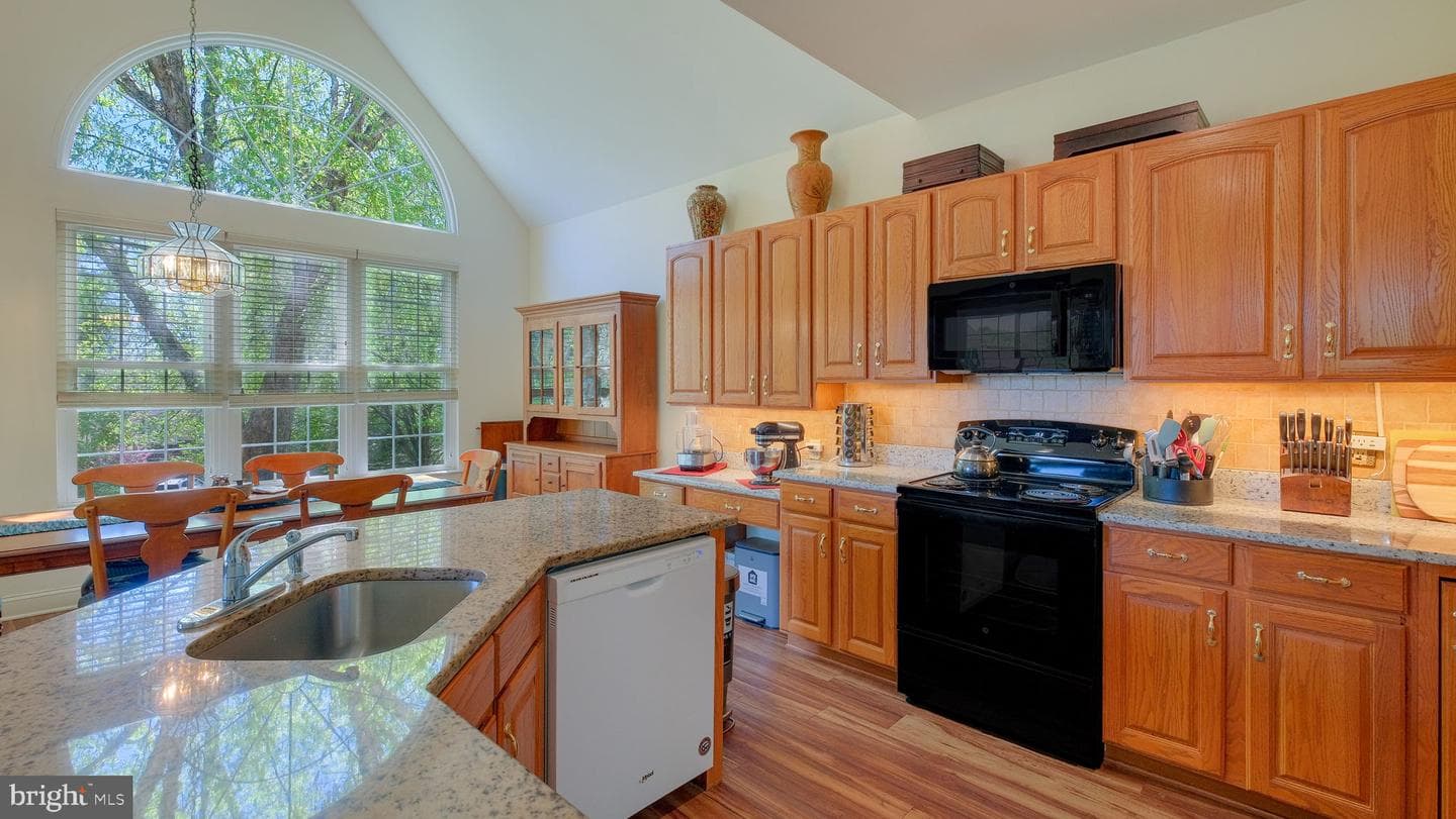 208 Sackville Mills Lane #28 photo 20