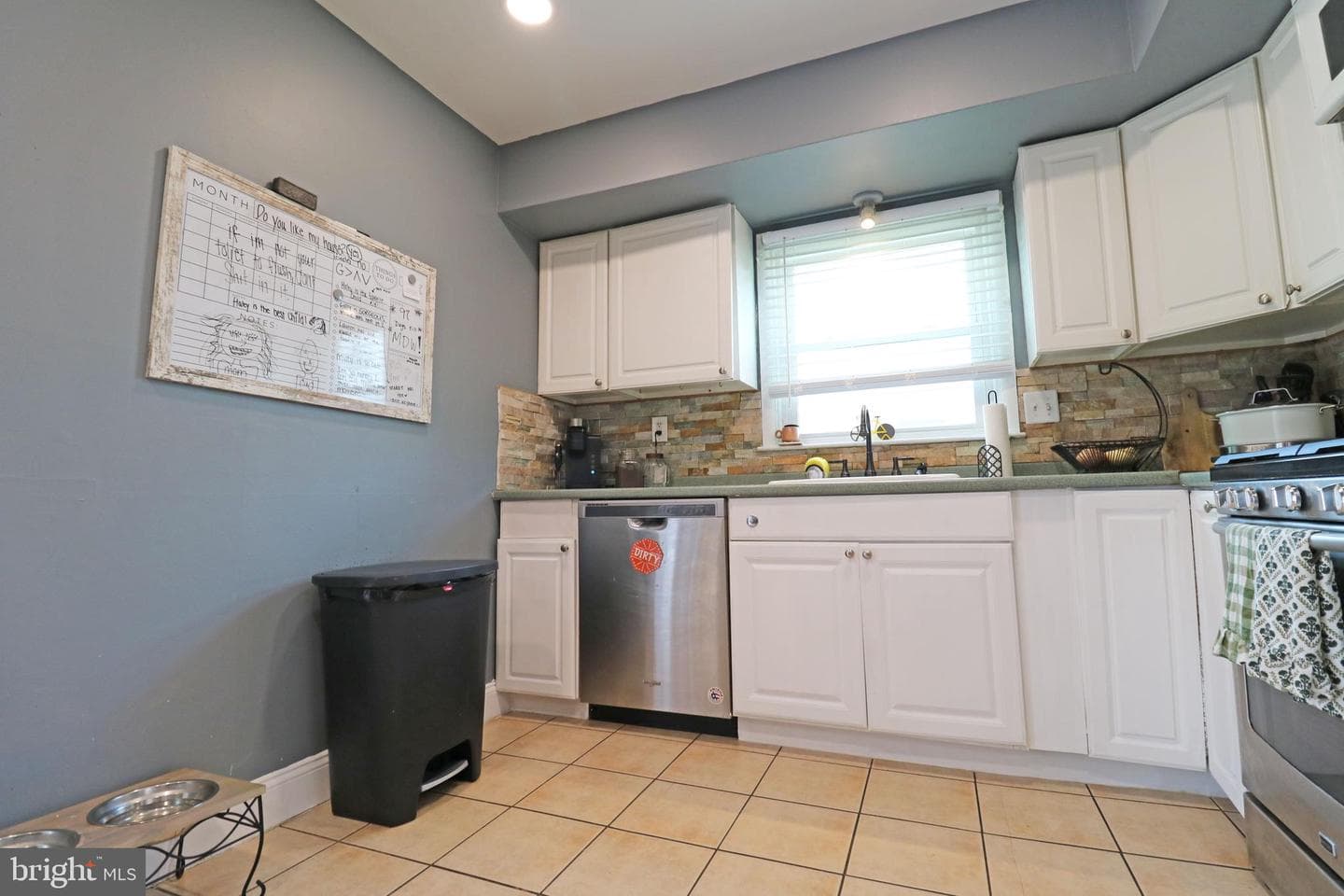 212 Riverview Avenue photo 13