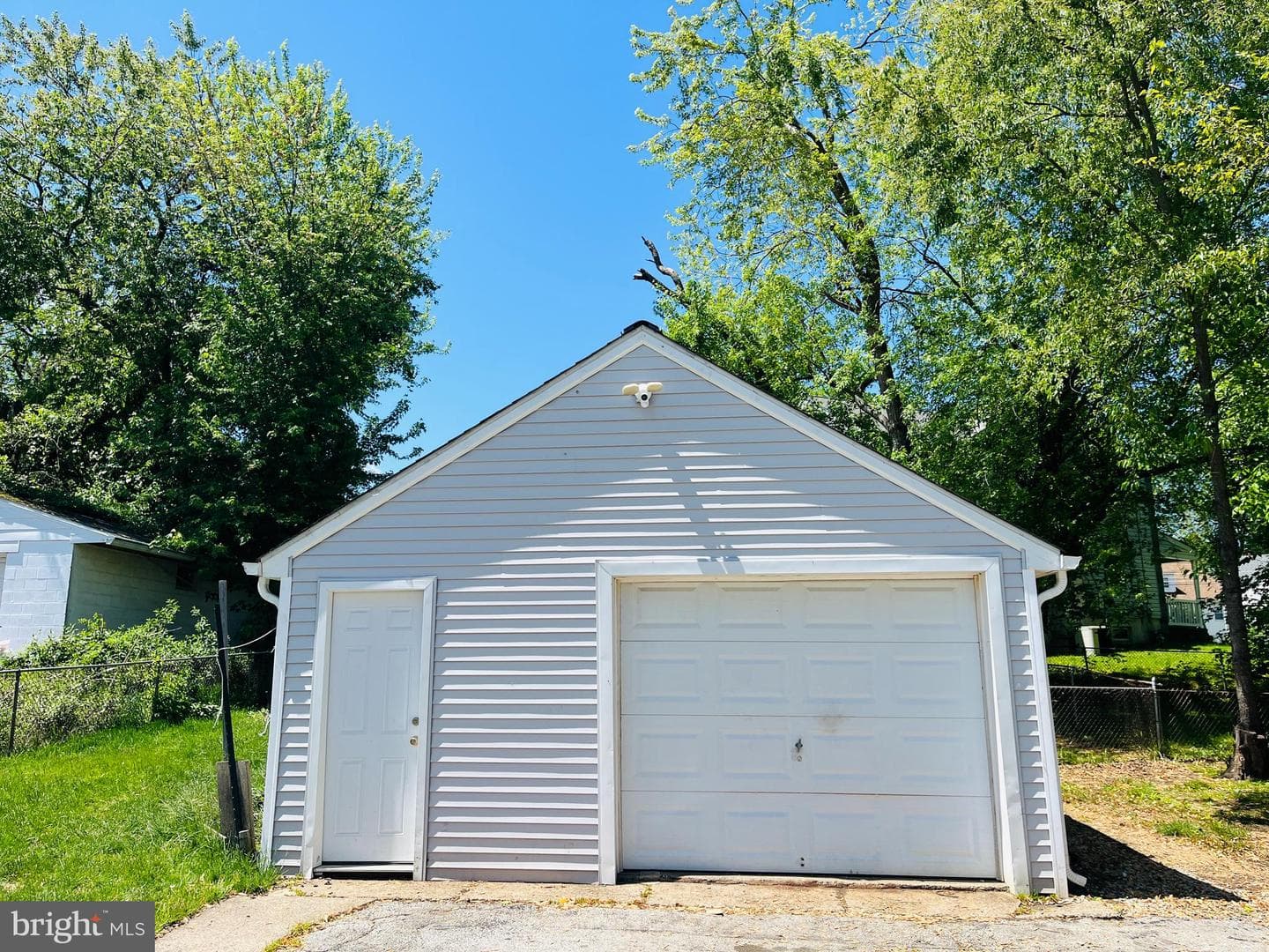 114 S Bishop Avenue photo 19