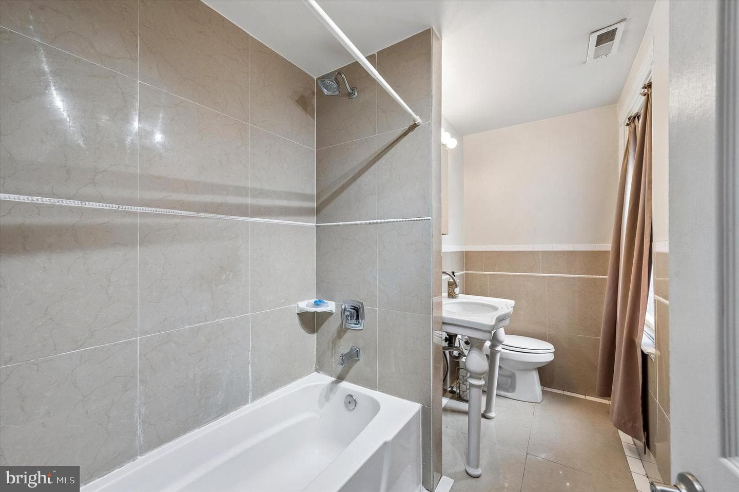 101 Nyack Avenue photo 14