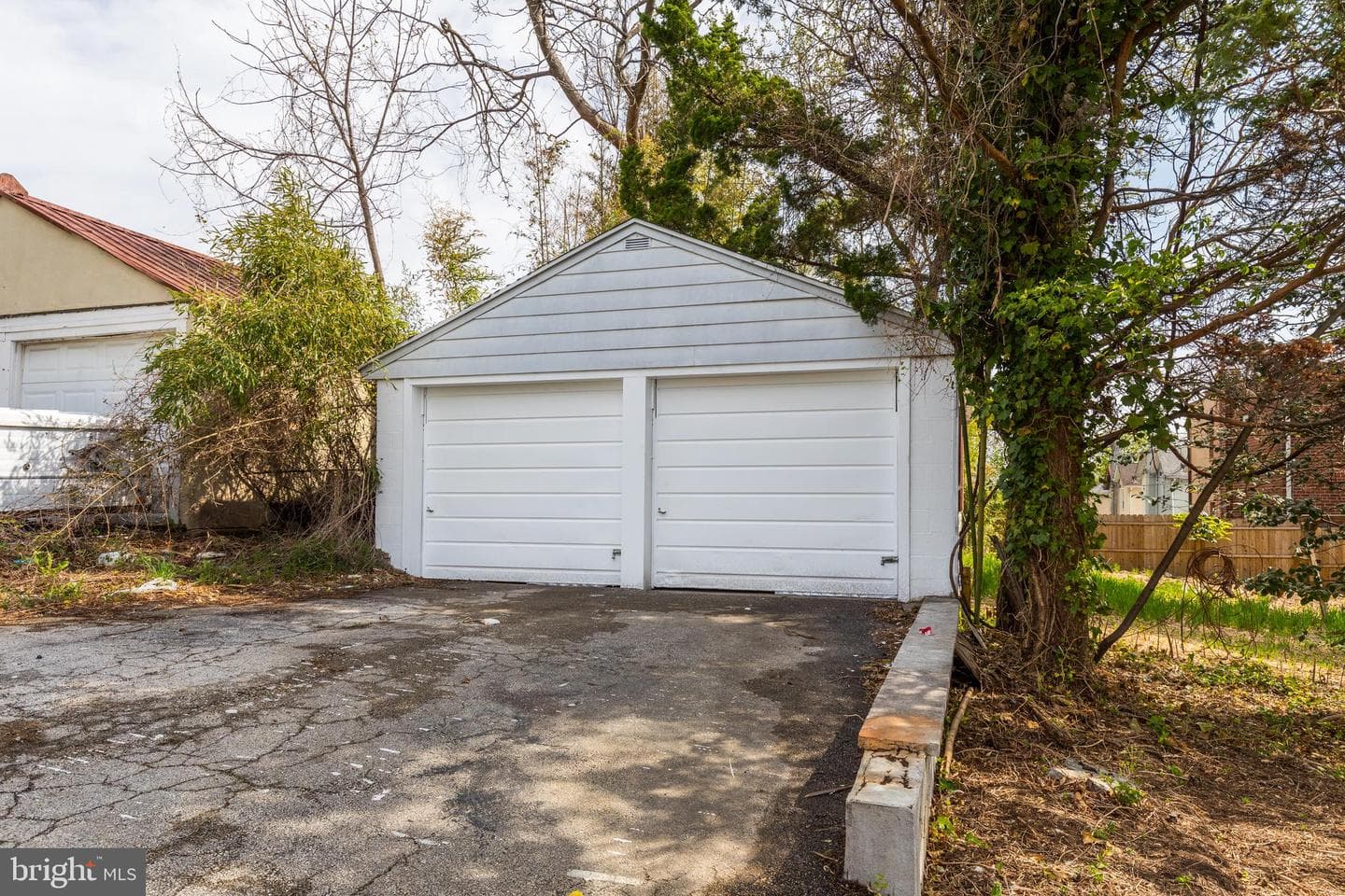 3227 Berkley Avenue photo 32