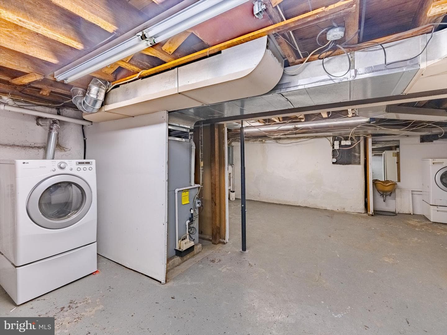 289 Friendship Road photo 24
