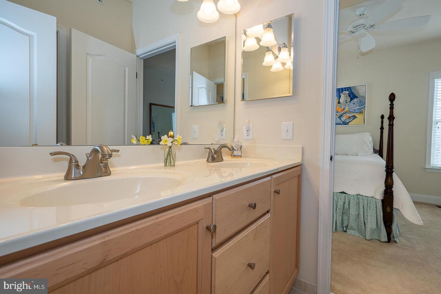 3708 Liseter Gardens photo 34