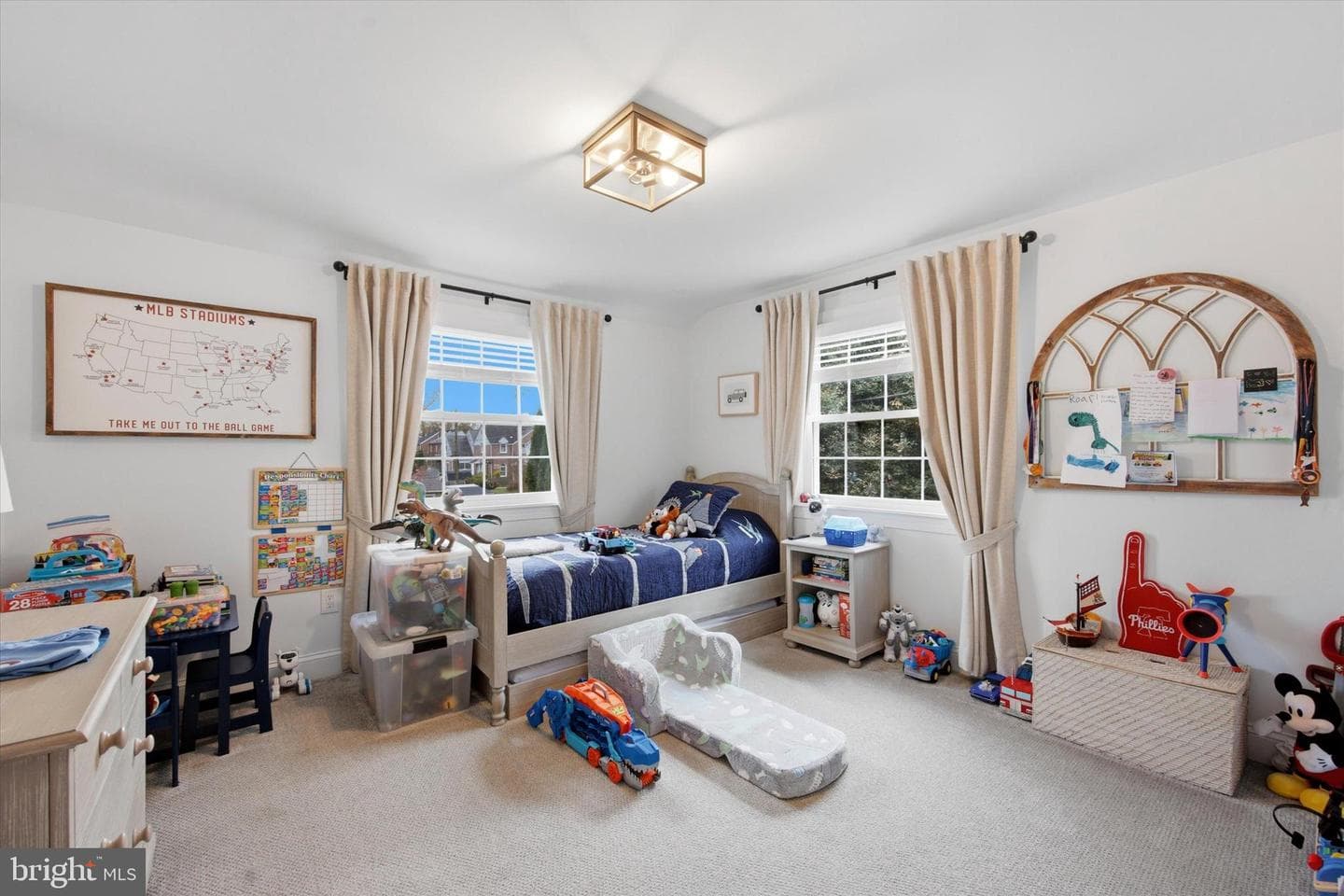 506 Saint Albans Road photo 16