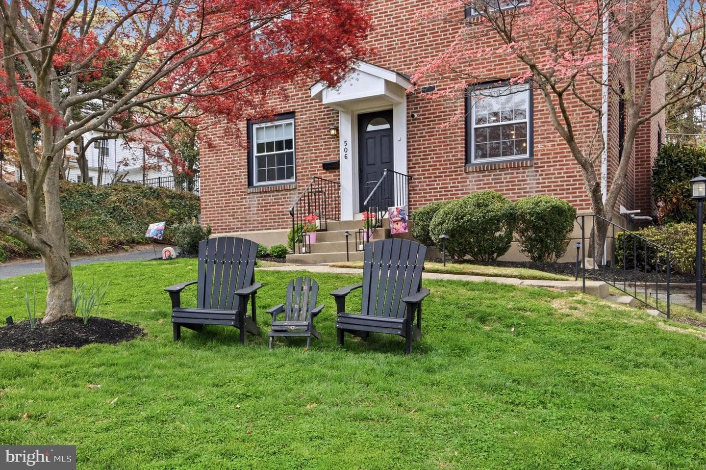 506 Saint Albans Road photo 25