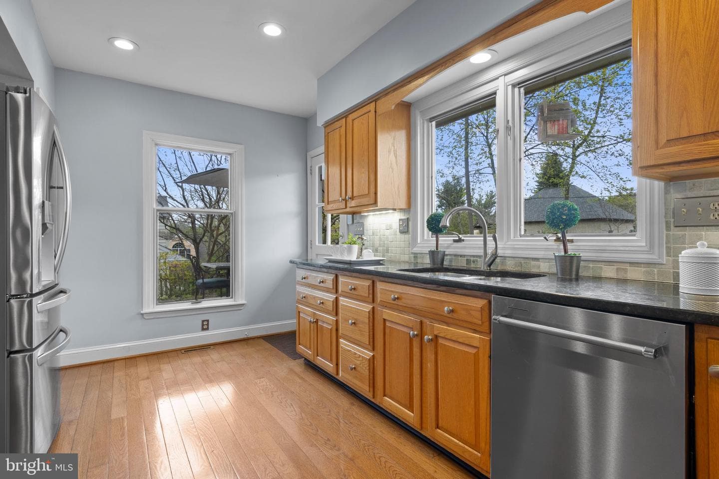 421 Saint Davids Road photo 18