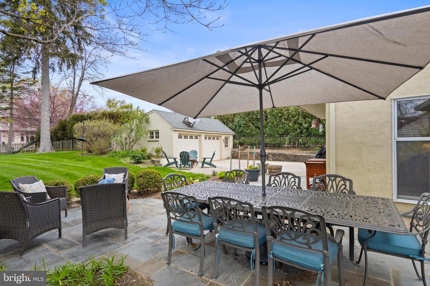 421 Saint Davids Road photo 33