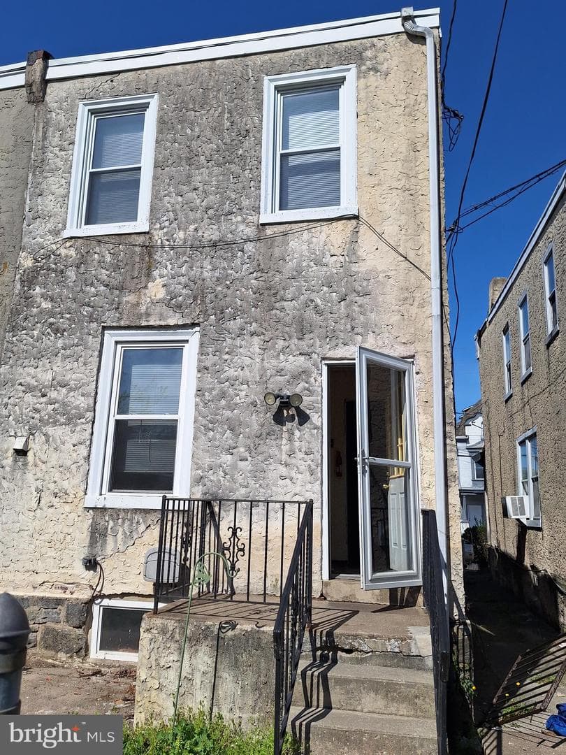 409 S 4th Street photo 23