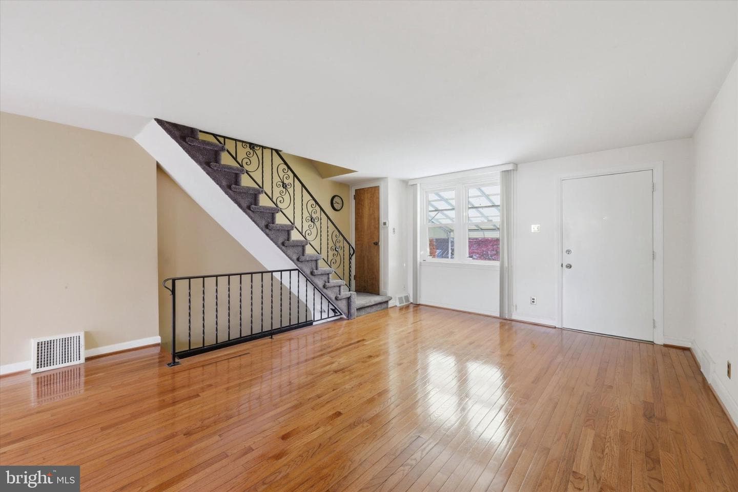 336 Westpark Lane photo 2