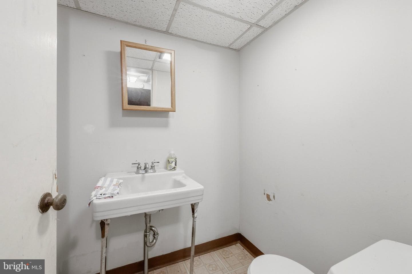 17 E Berkley Avenue photo 18