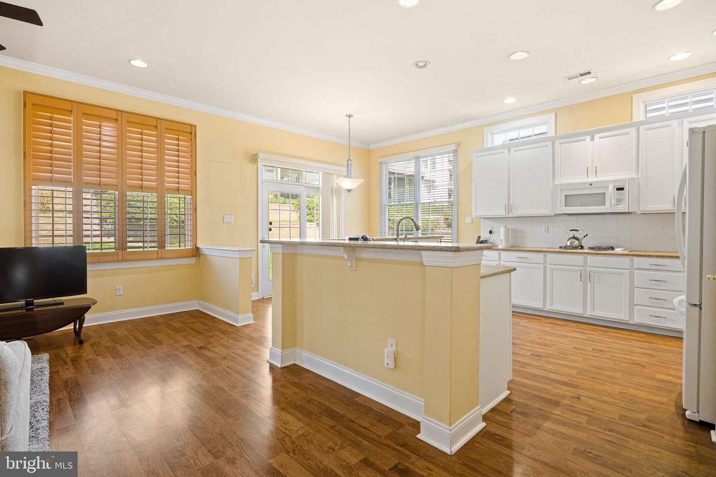 35 Cassin Hill Road photo 8