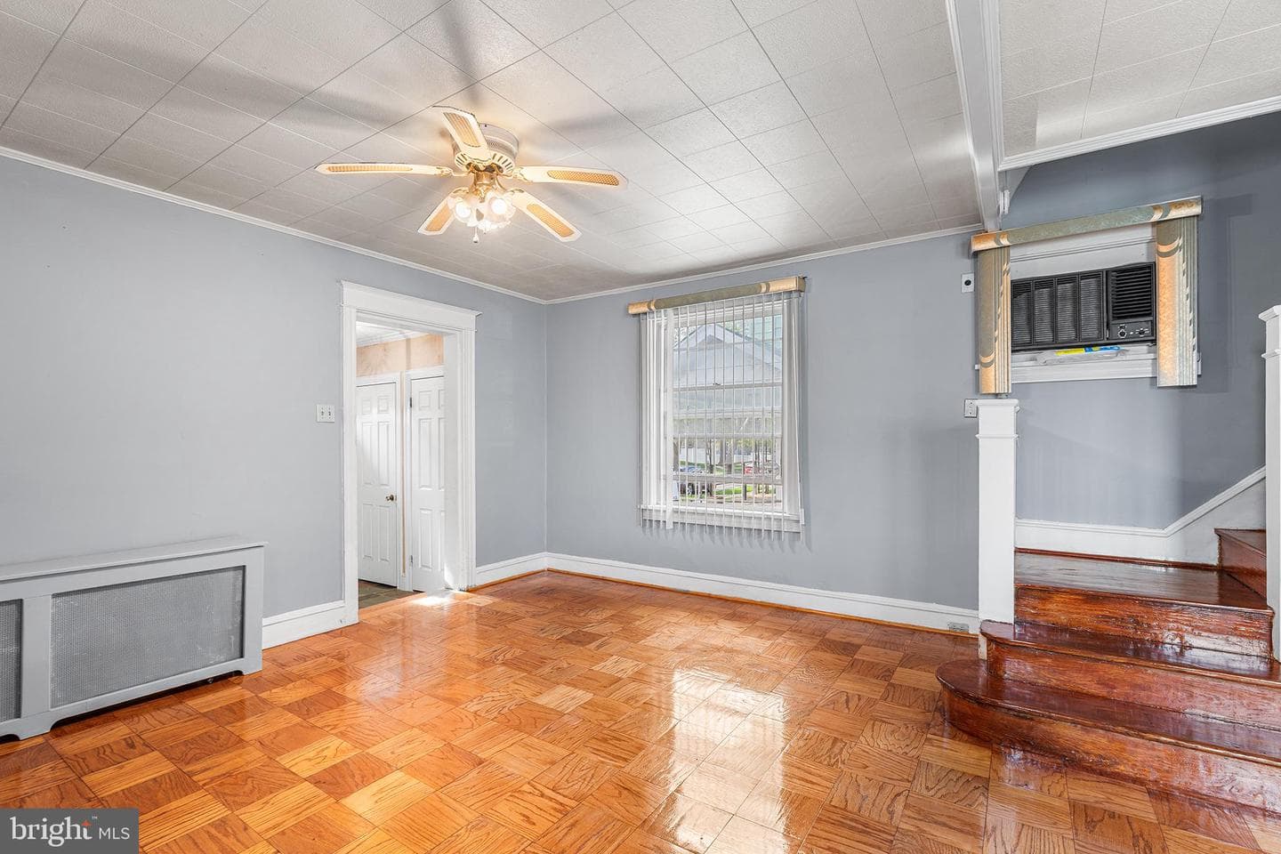 3 Beverly Avenue photo 4