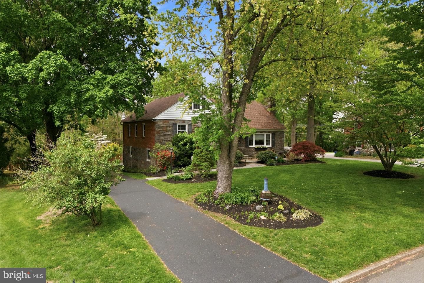 617 Paddock Road photo 36