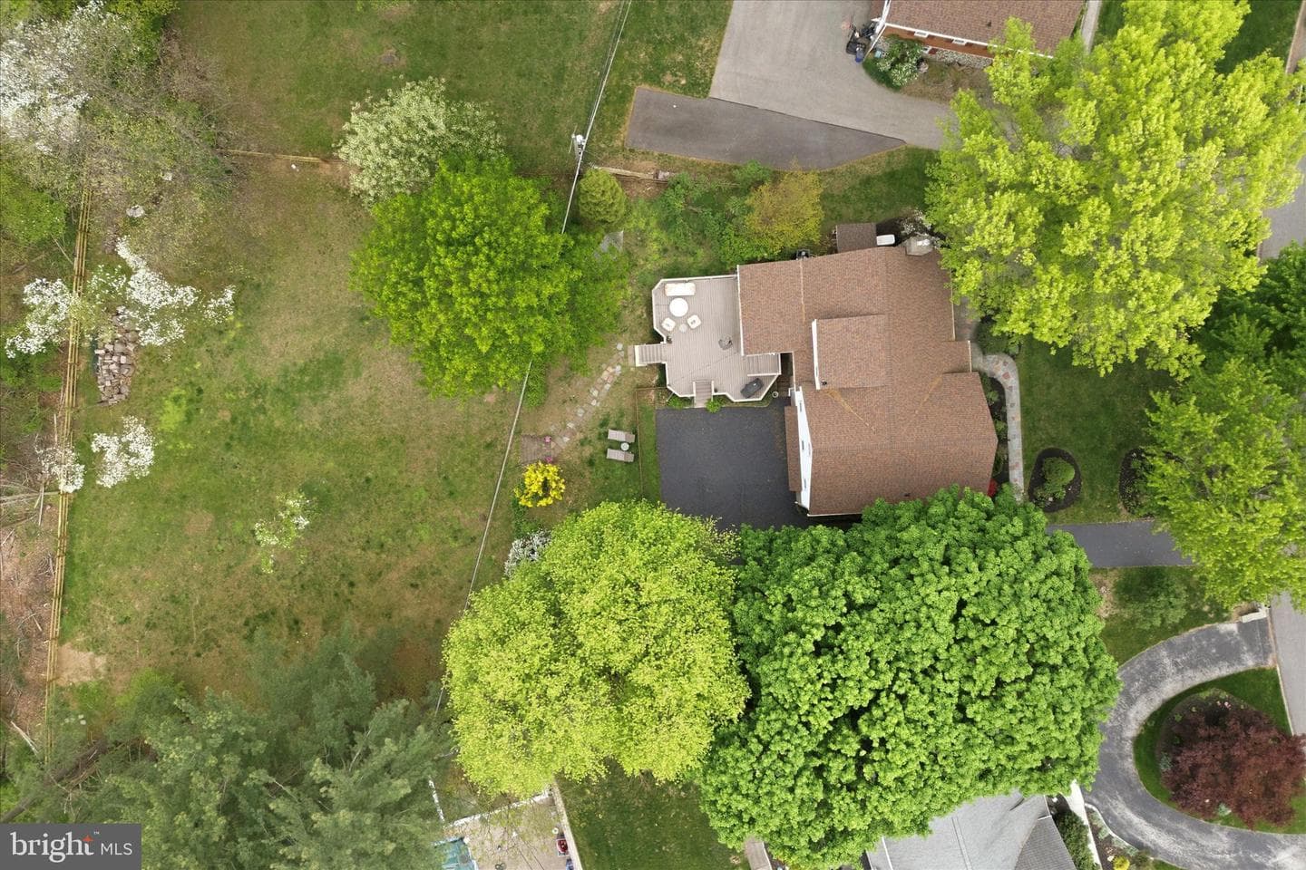 617 Paddock Road photo 40