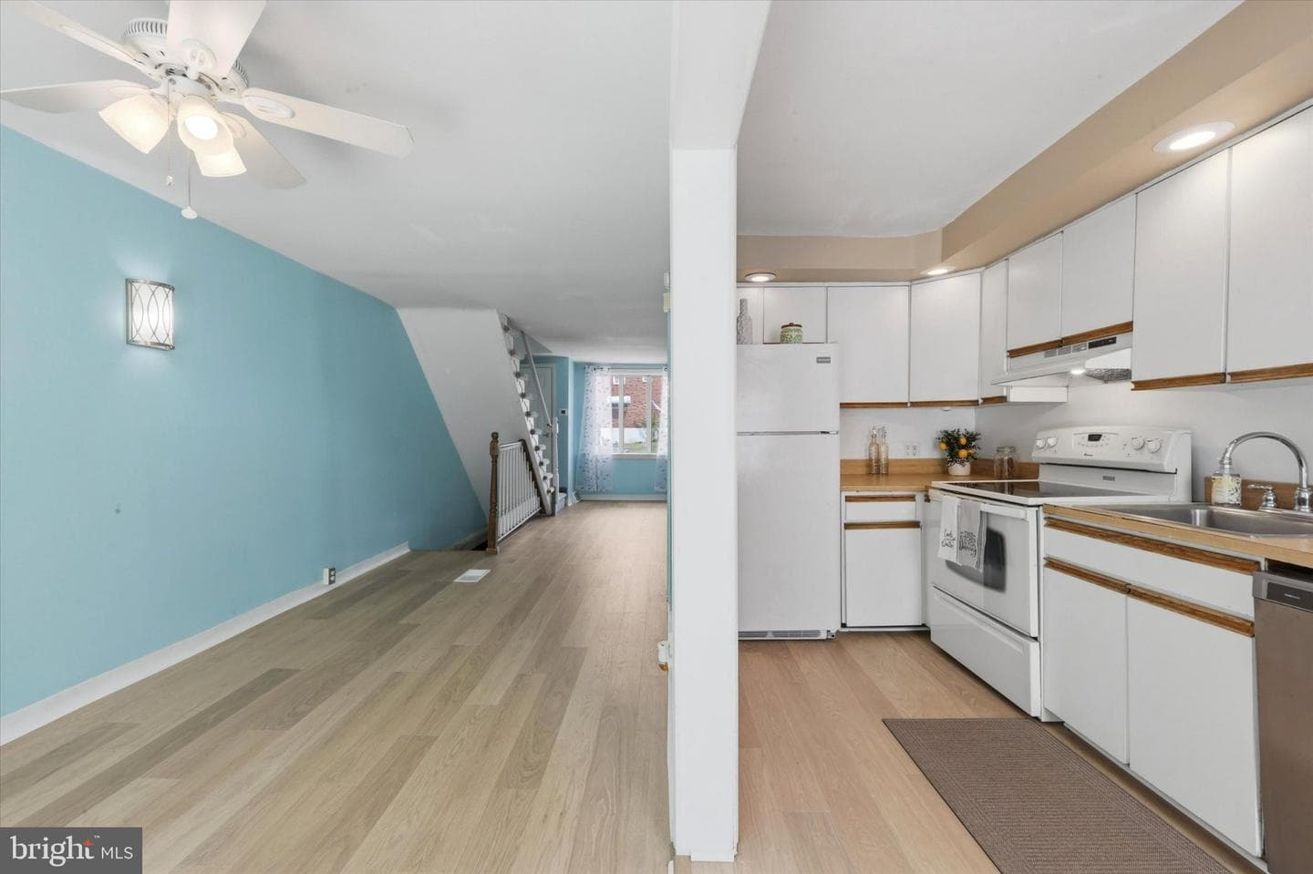 415 Park Drive photo 11