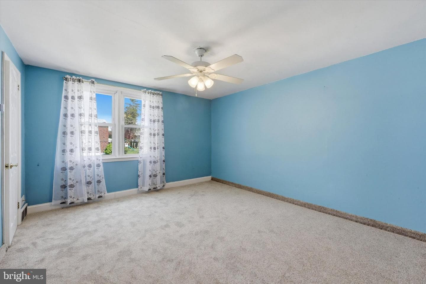415 Park Drive photo 15