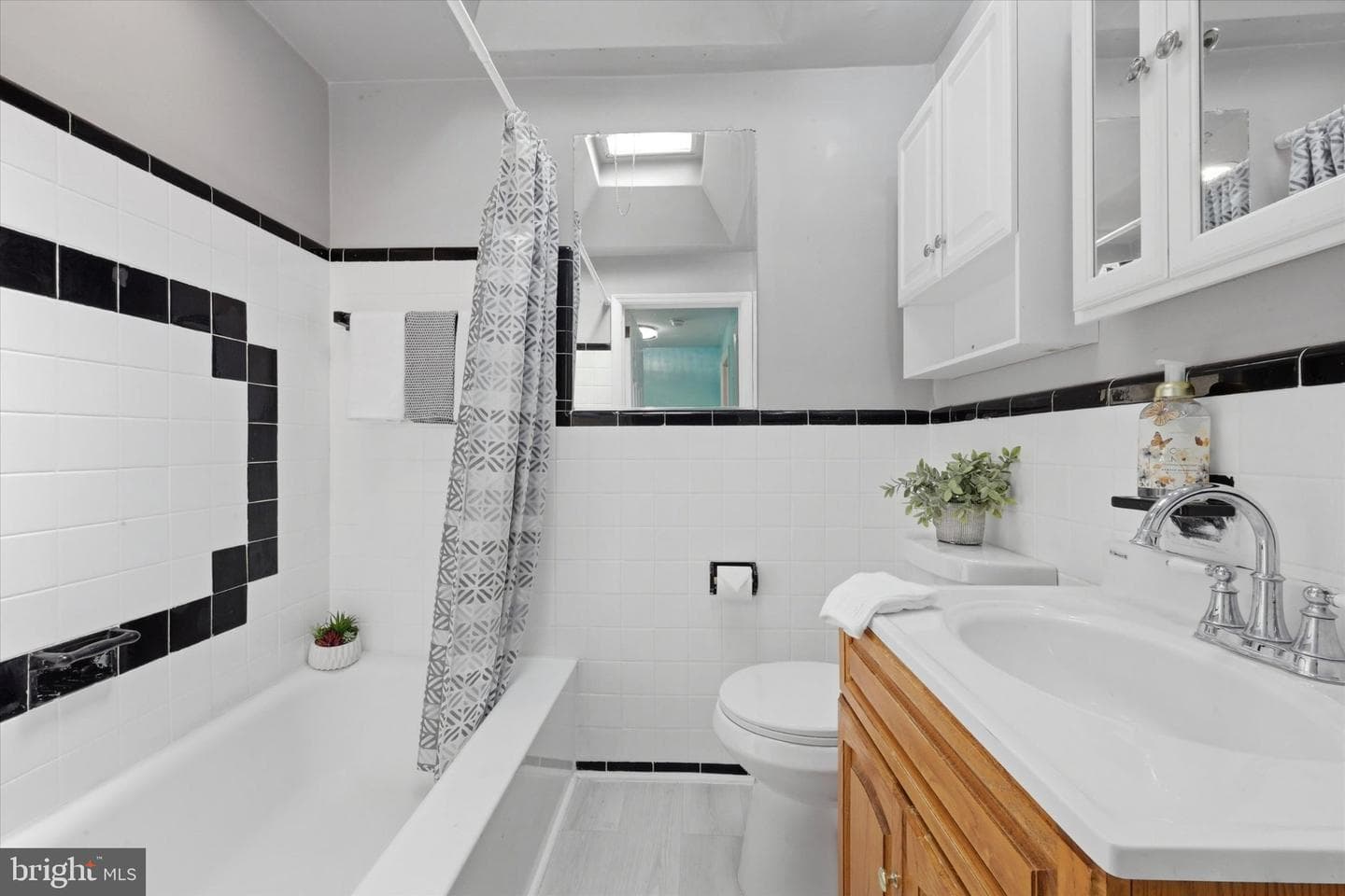 415 Park Drive photo 18