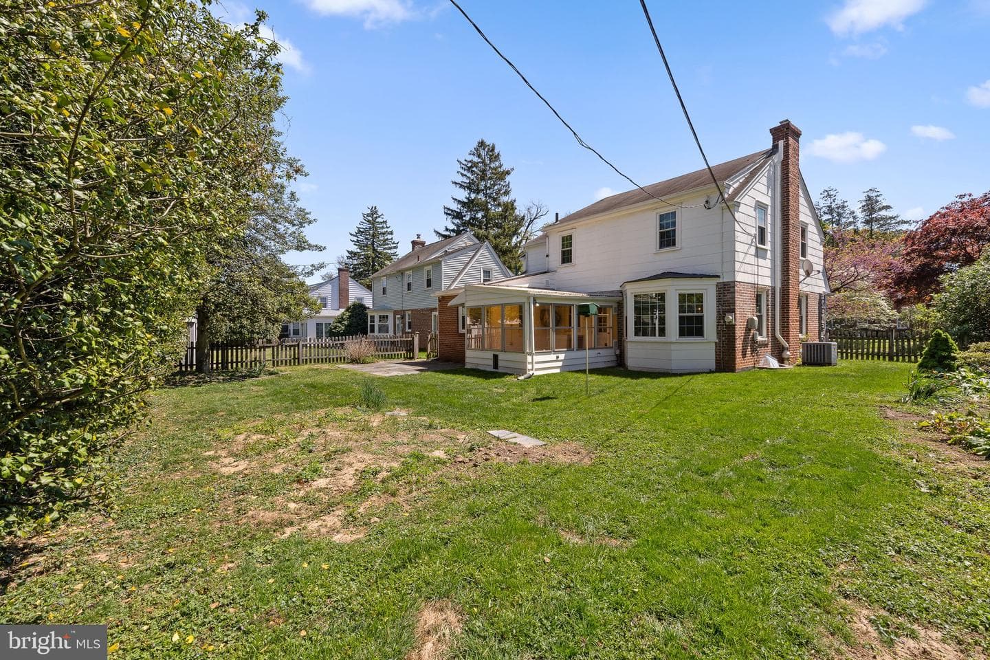 508 Devon Road photo 27