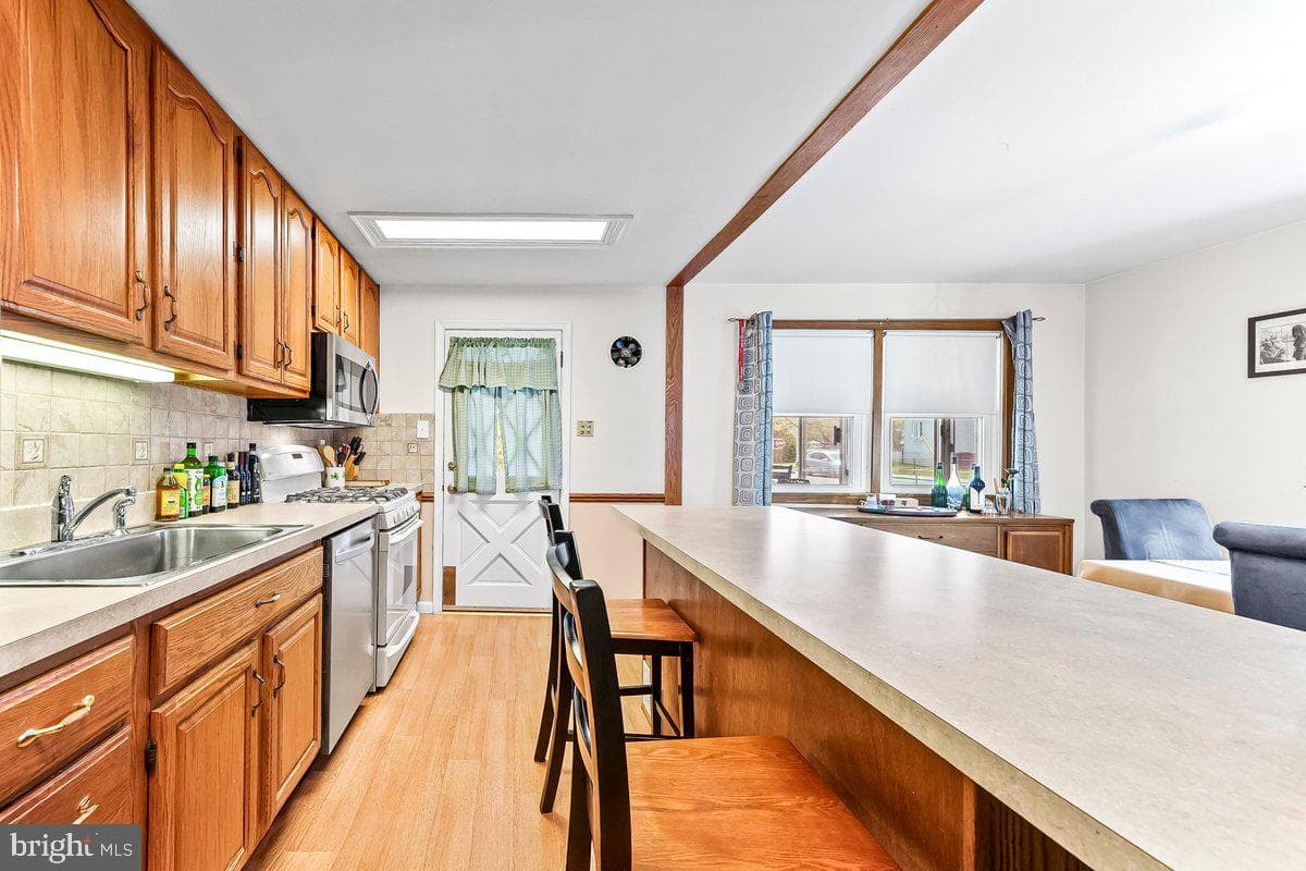 1016 7th Avenue photo 12