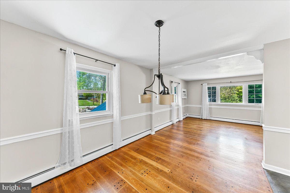 225 Chestnut Street photo 10