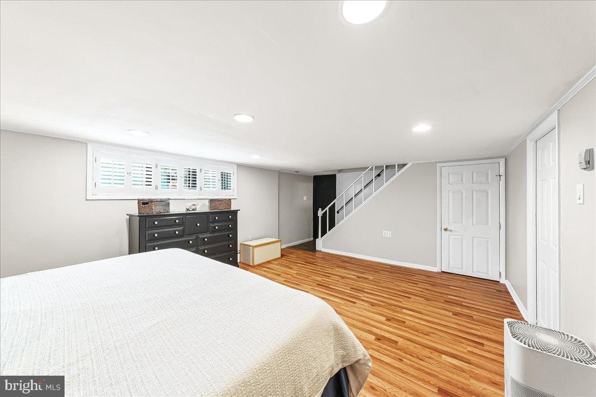 225 Chestnut Street photo 34